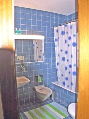 HolAp - Ferienwohnungen, Ferienhäuser im Tessin, Ascona, Locarno, Minusio, Orselina, Brione S.Minusio, Valle Maggia, Valle Verzasca, Gambarogno -  - H6600-348_bagno