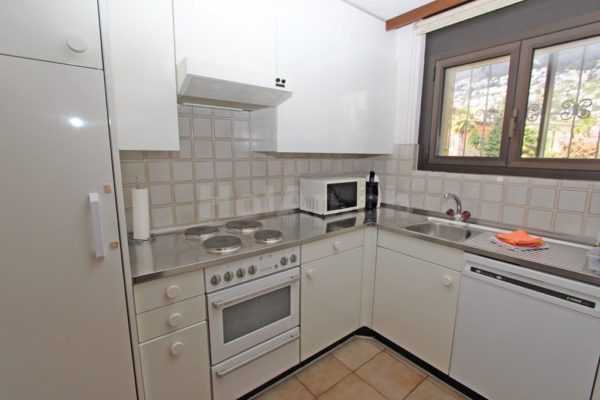 HolAp - Ferienwohnungen, Ferienhäuser im Tessin, Ascona, Locarno, Minusio, Orselina, Brione S.Minusio, Valle Maggia,  Valle Verzasca, Gambarogno - H6600-9_cucina