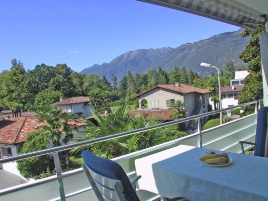 HolAp - Ferienwohnungen, Ferienhäuser im Tessin, Ascona, Locarno, Minusio, Orselina, Brione S.Minusio, Valle Maggia, Valle Verzasca, Gambarogno - H6612-313_balcone