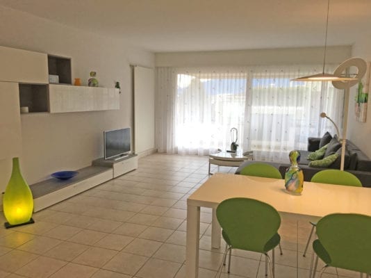 HolAp - Ferienwohnungen, Ferienhäuser im Tessin, Ascona, Locarno, Minusio, Orselina, Brione S.Minusio, Valle Maggia, Valle Verzasca, Gambarogno - holiday - H6612-423_soggiorno1.jpg