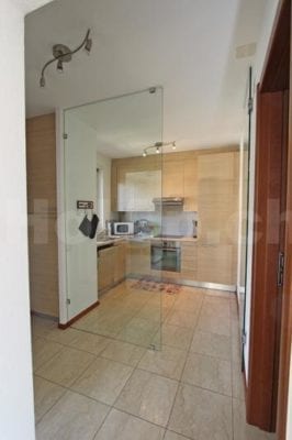 HolAp - Ferienwohnungen, Ferienhäuser im Tessin, Ascona, Locarno, Minusio, Orselina, Brione S.Minusio, Valle Maggia, Valle Verzasca, Gambarogno -  - H6612-441_cucina1