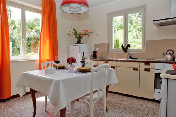 H6645 471_cucina
