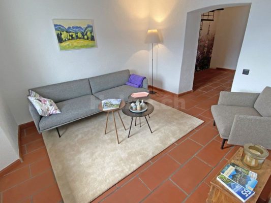 H6645 473_salotto