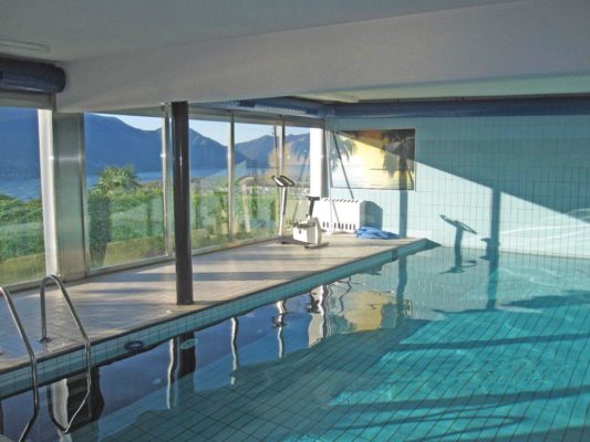 H6648 349_pool