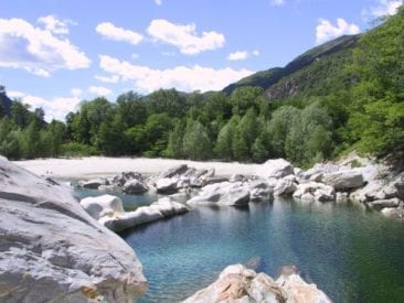 HolAp - Ferienwohnungen, Ferienhäuser im Tessin, Ascona, Locarno, Minusio, Orselina, Brione S.Minusio, Valle Maggia, Valle Verzasca, Gambarogno - Gallery-2_PonteBrollaPozzo4.jpg