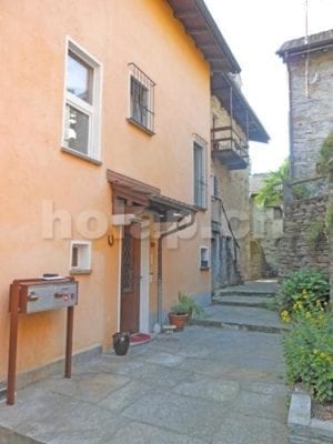 HolAp - Ferienwohnungen, Ferienhäuser im Tessin, Ascona, Locarno, Minusio, Orselina, Brione S.Minusio, Valle Maggia, Valle Verzasca, Gambarogno - 6646H179-607_6646H179-facciata-entrata.jpg