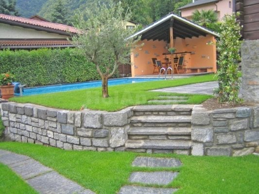 HolAp - Ferienwohnungen, Ferienhäuser im Tessin, Ascona, Locarno, Minusio, Orselina, Brione S.Minusio, Valle Maggia, Valle Verzasca, Gambarogno - H6533-216_6533H216_loggia1.jpg