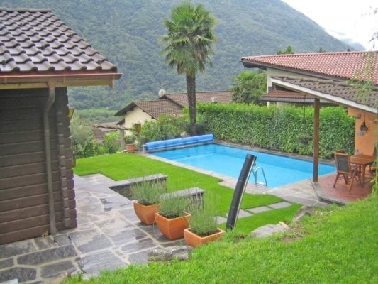 HolAp - Ferienwohnungen, Ferienhäuser im Tessin, Ascona, Locarno, Minusio, Orselina, Brione S.Minusio, Valle Maggia, Valle Verzasca, Gambarogno - H6533-216_6533H216_piscina.jpg
