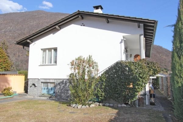 HolAp - Ferienwohnungen, Ferienhäuser im Tessin, Ascona, Locarno, Minusio, Orselina, Brione S.Minusio, Valle Maggia, Valle Verzasca, Gambarogno - 6616H217_esterno1.jpg