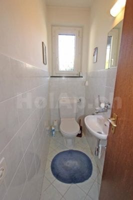 HolAp - Ferienwohnungen, Ferienhäuser im Tessin, Ascona, Locarno, Minusio, Orselina, Brione S.Minusio, Valle Maggia, Valle Verzasca, Gambarogno - 6616H217_wc.jpg