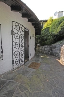 HolAp - Ferienwohnungen, Ferienhäuser im Tessin, Ascona, Locarno, Minusio, Orselina, Brione S.Minusio, Valle Maggia, Valle Verzasca, Gambarogno - 6922H189-834_6922H189-x-web-entrata-1.jpg