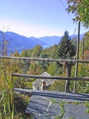 HolAp - Ferienwohnungen, Ferienhäuser im Tessin, Ascona, Locarno, Minusio, Orselina, Brione S.Minusio, Valle Maggia, Valle Verzasca, Gambarogno - 6596R196-930_6596R195_vista1-1.jpg