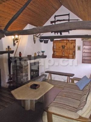 HolAp - Ferienwohnungen, Ferienhäuser im Tessin, Ascona, Locarno, Minusio, Orselina, Brione S.Minusio, Valle Maggia, Valle Verzasca, Gambarogno - 6596R196-932_6596R195_soggiorno-1.jpg
