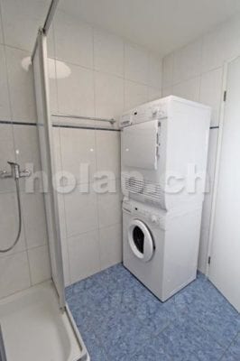 HolAp - Ferienwohnungen, Ferienhäuser im Tessin, Ascona, Locarno, Minusio, Orselina, Brione S.Minusio, Valle Maggia, Valle Verzasca, Gambarogno - 6648W198-971_6648W198_bagno3.jpg