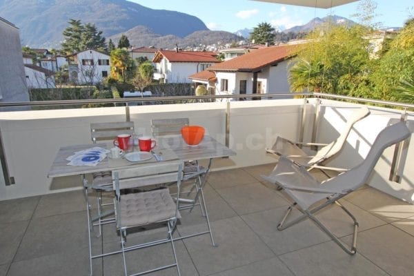 HolAp - Ferienwohnungen, Ferienhäuser im Tessin, Ascona, Locarno, Minusio, Orselina, Brione S.Minusio, Valle Maggia, Valle Verzasca, Gambarogno - 6612W219 - H6612-439_terrazza